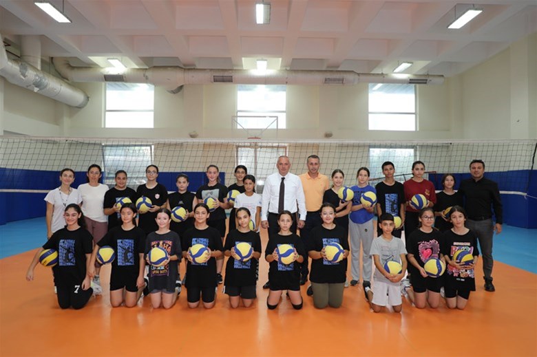 Okullar  Kapandı GSB Yaz Spor Okulları Başlıyor